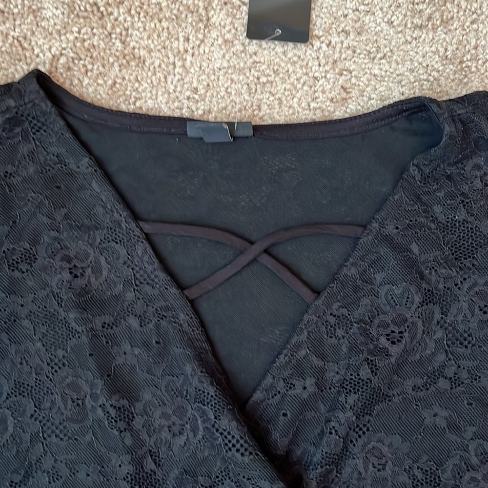NWT Torrid Lace Bodysuit - Picture 2 of 10